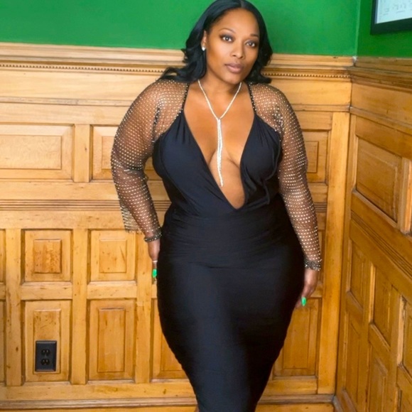 Elegant Body Suit - Picture 9 of 9